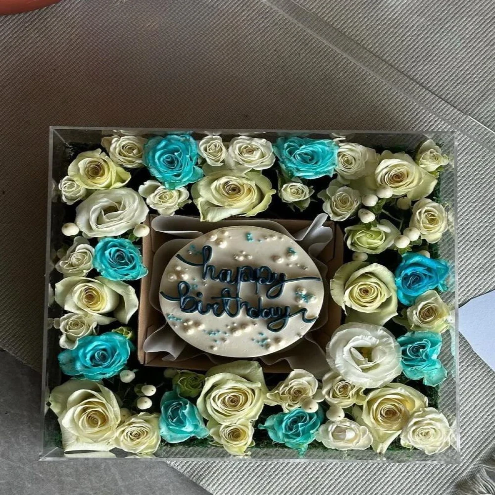 ستاند تيفاني وايت - مع الكيك الكوري